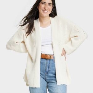 🪿Universal Thread Women's Ivory Cardigan🪿